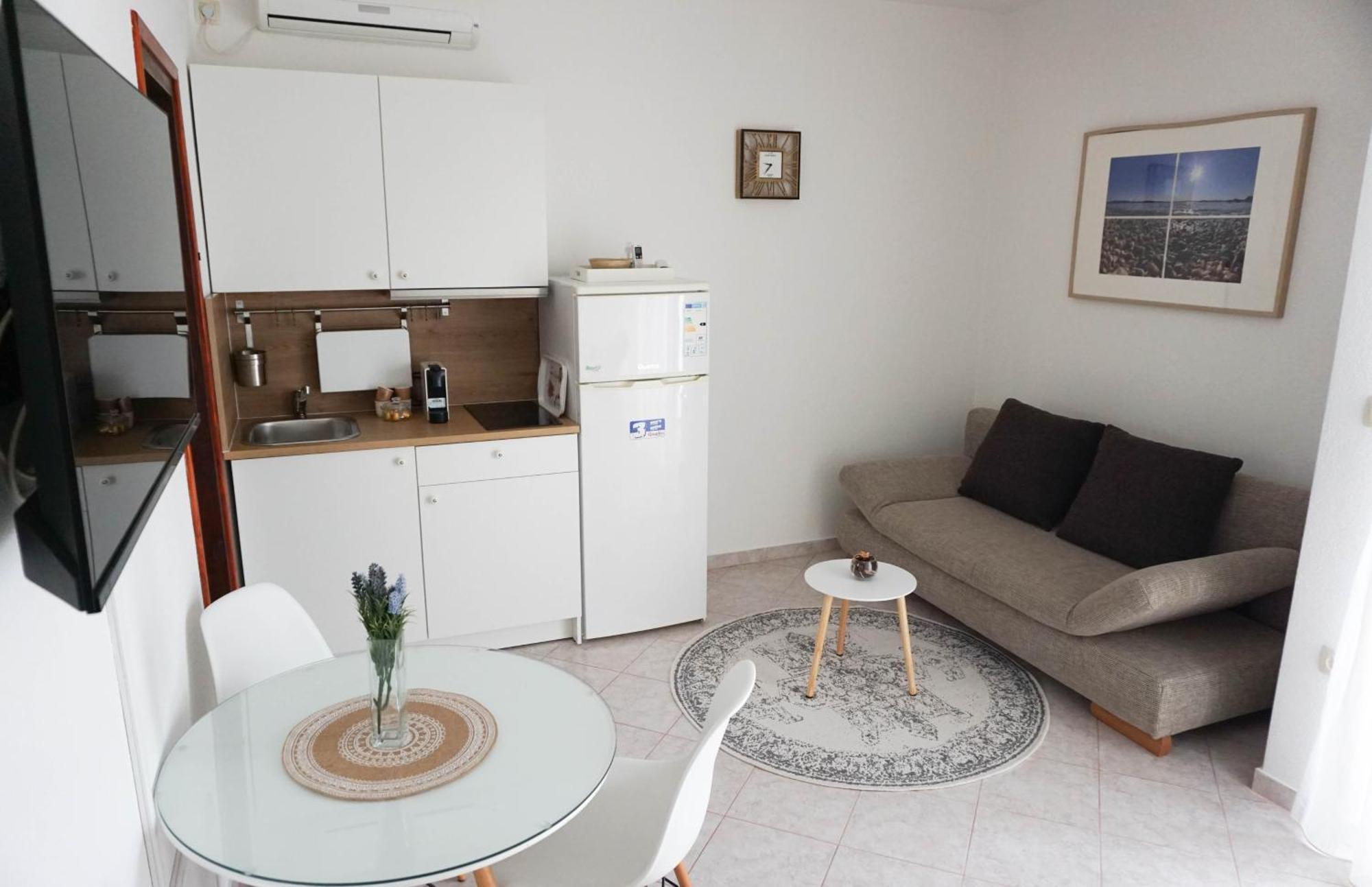 Apartments By The Sea Sukosan, Zadar - 6229 Extérieur photo